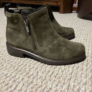 Munro Olive Ankle Boots